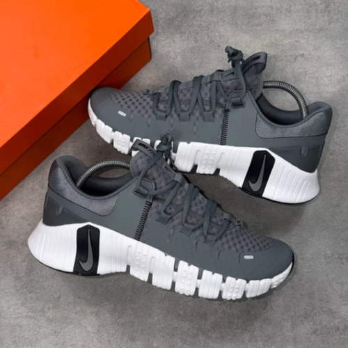 NIKE METCON 5 GREY