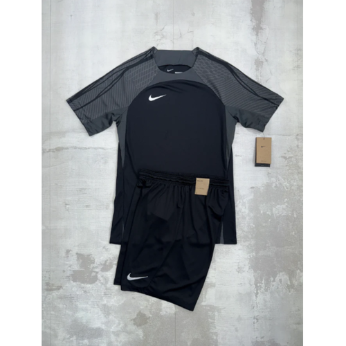 Nike strike set Graphite - t-shirt & shorts
